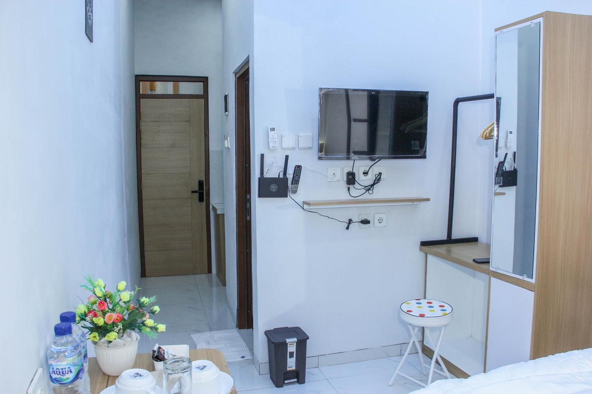 Laswi Syariah Guest House Bandung Ngoại thất bức ảnh